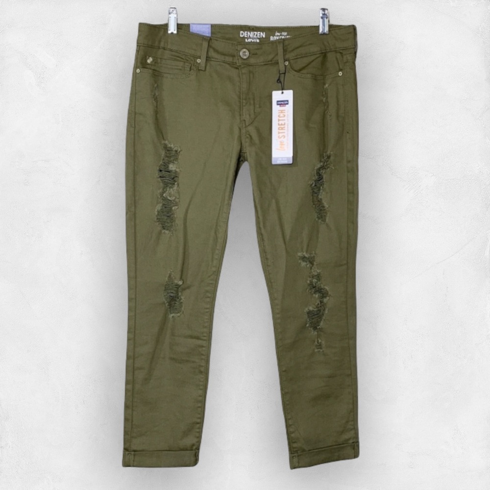 Denizen from Levi’s olive green boyfriend jeans 29” low waist distressed relaxed